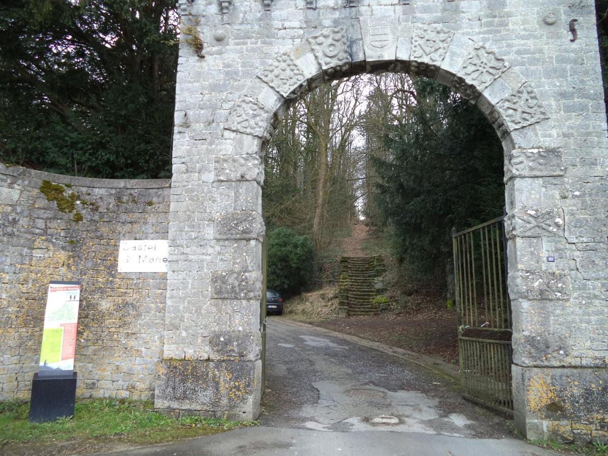 Castel Sainte Marie - Hebergement Beauraing Exterior photo